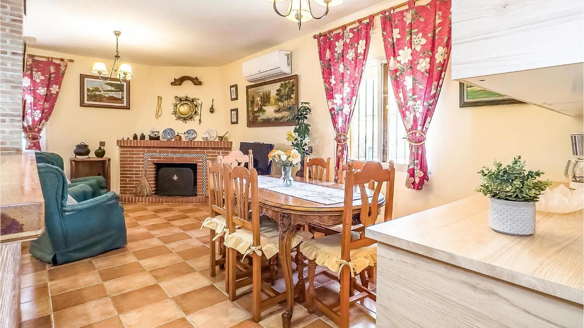 Сasa de vacaciones 2 Bedroom Amazing Home In Mijas