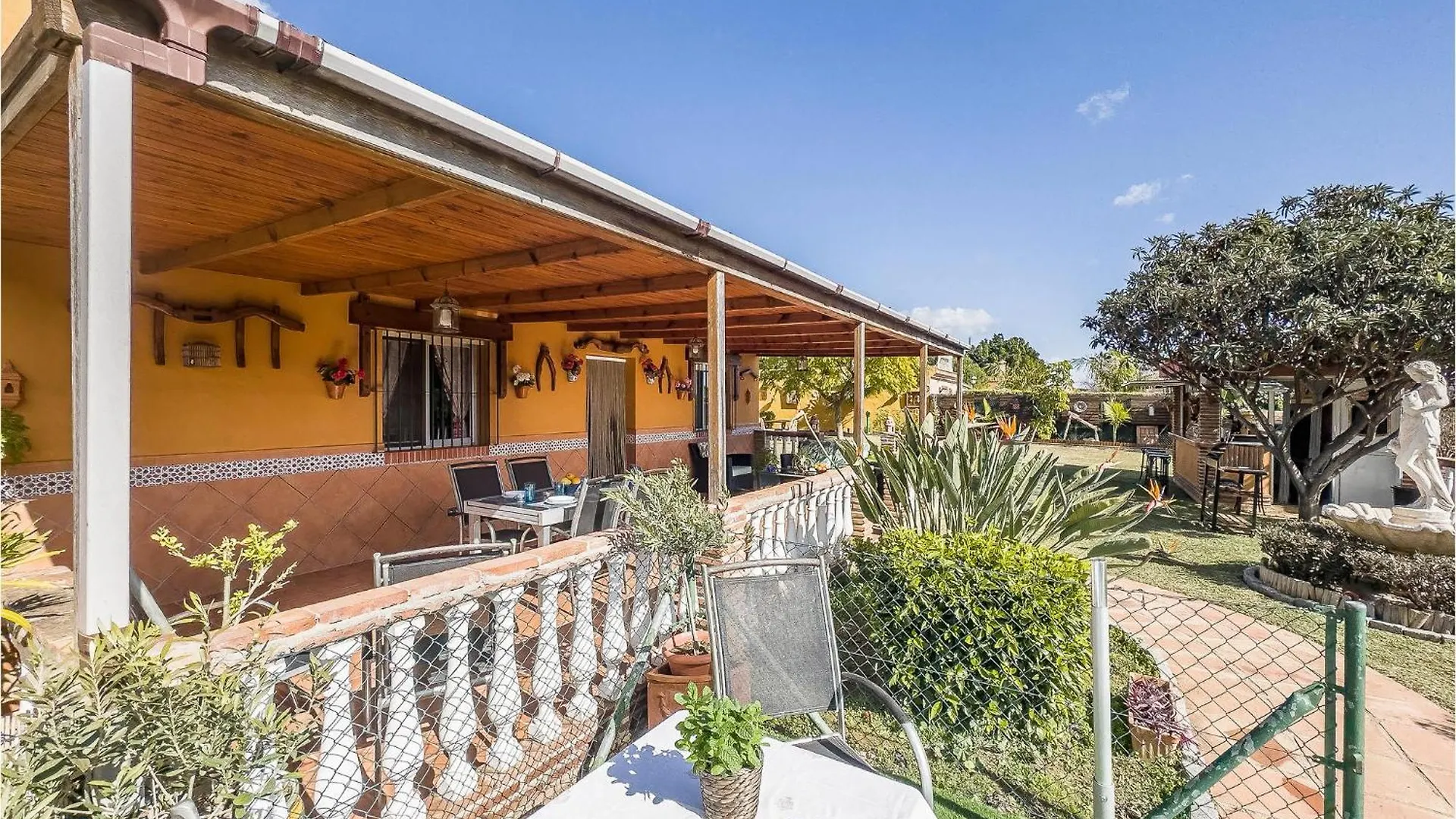 Сasa de vacaciones 2 Bedroom Amazing Home In Mijas